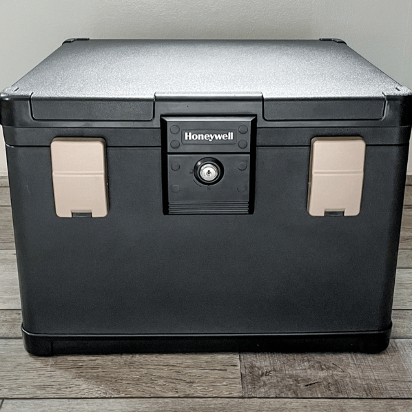 Fire resistant safes